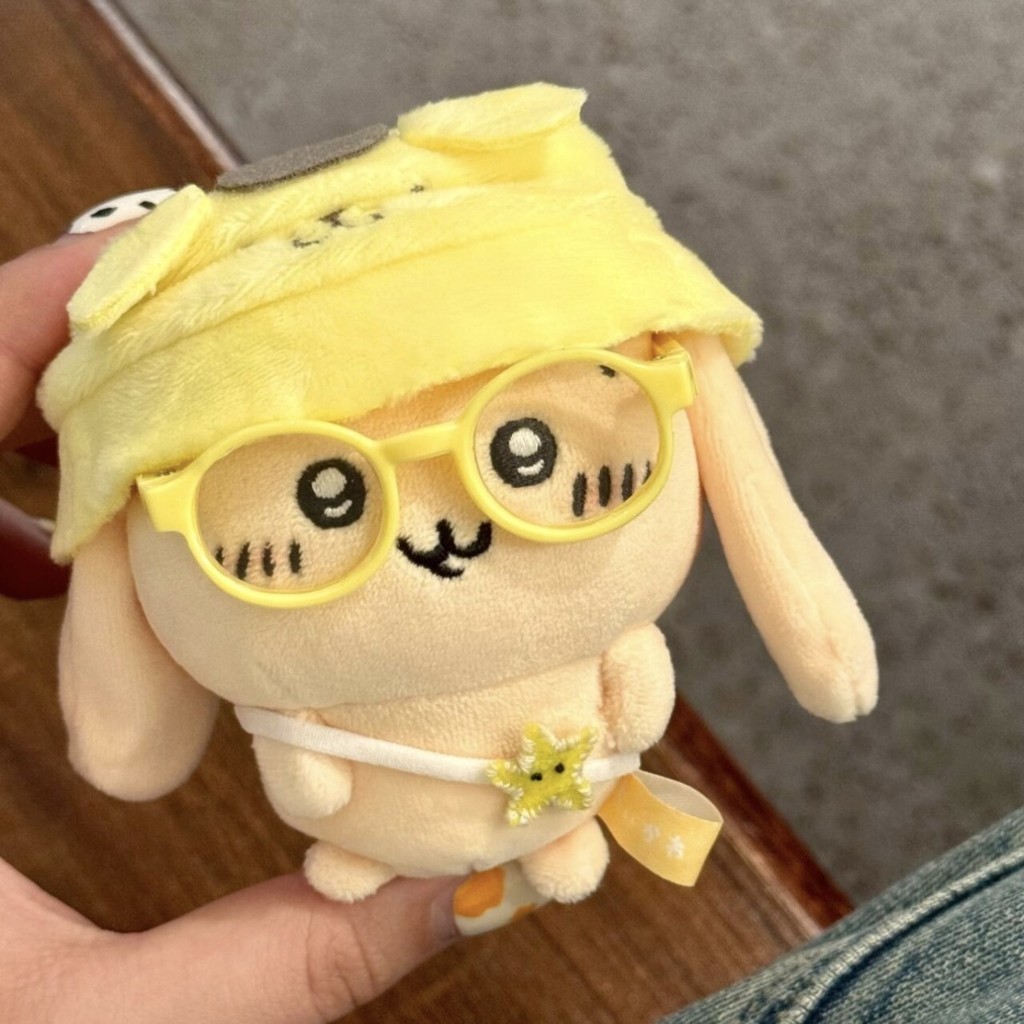 【พร้อมส่ง】chiikawa Keychain ตุ๊กตา chiikawa พวงกุญแจ chikawa ของเล่น เหมาะสำหรับตกแต่งกระเป๋า จี้ พว