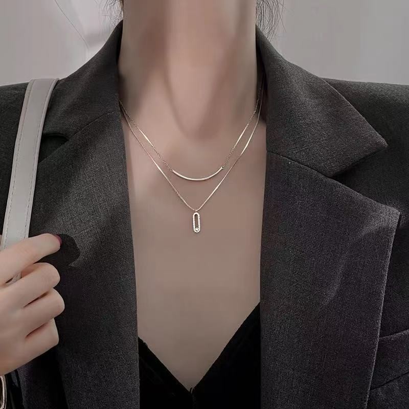 ผู้หญิง 2024 Niche สร้อยคอ Clavicle Chain ออกแบบเสื้อกันหนาว High-End Double Layer Layered สวมใส่ 92