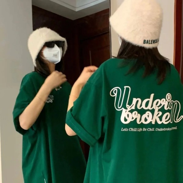 COD (จัดส่งในกรุงเทพฯ) MAO Shop เสื้อยืด ผ้าฝ้าย สีเขียวเข้มทรงหลวมโอเวอร์ไซซ์ สไตล์เรโทรอเมริกันแฟชั่นฤดูร้อน#55945