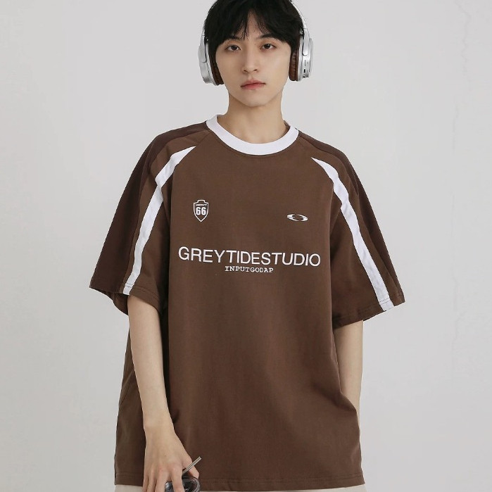 BECoolMan🌟แขนสั้นพิมพ์ลายตัวอักษรผู้ชาย  ชุดคู่รัก  สไตล์อเมริกันวินเทจ  เสื้อแขนยาวลายทาง  แบบหลวม - รูปที่ 6