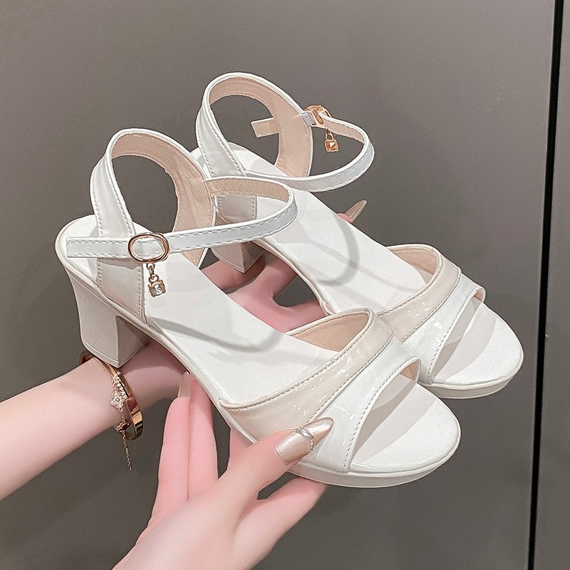 civicera_dudushop2 รองเท้าส้นสูงรัดข้อ แบบหนังสินค้าพร้อมส่งค่ะ รุ่นนี้มีสองสีค่ะ SUH488