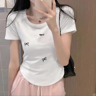 เสื้อทีสำหรับผู้หญิง เสื้อแขนสั้นแบบพื้นที่ไหล่ รอยพับเพื่อทำให้รูปร่างเอวเรียบง่าย ลายน่ารักและหวาน