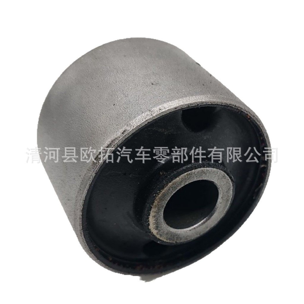 48702-60060 เหมาะสําหรับ Toyota LAND CRUISER แขวน Bushing แขนควบคุมแขวน Bushing FZJ79
