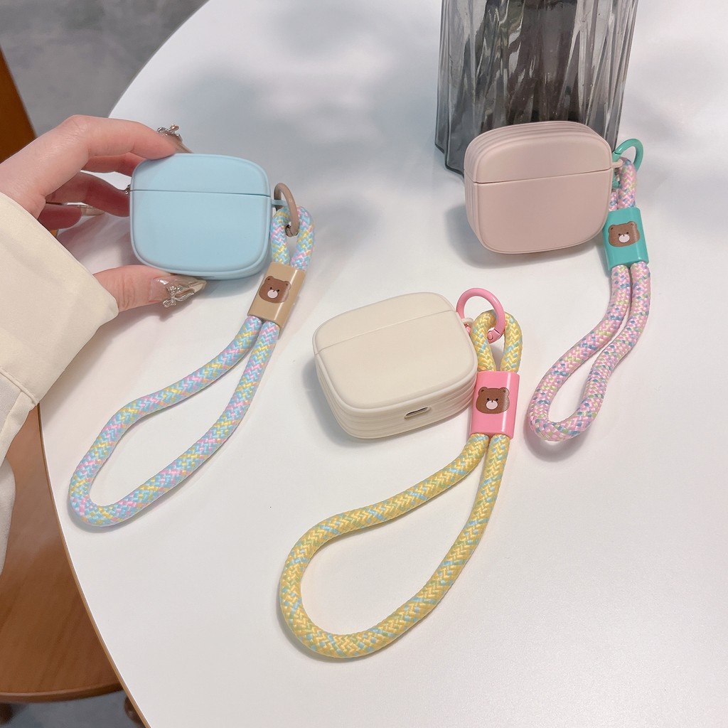 สีอ่อนหูฟังกรณีที่มีเชือกเส้นเล็กเข้ากันได้สําหรับ แอร์พอด AIRPODS 4 PRO 1/2/3PRO2 ไร้สายบลูทูธชุดหูฟังกันกระแทกป้องกันปลอกซิลิโคนอ่อนนุ่ม ทีพียู ฝา