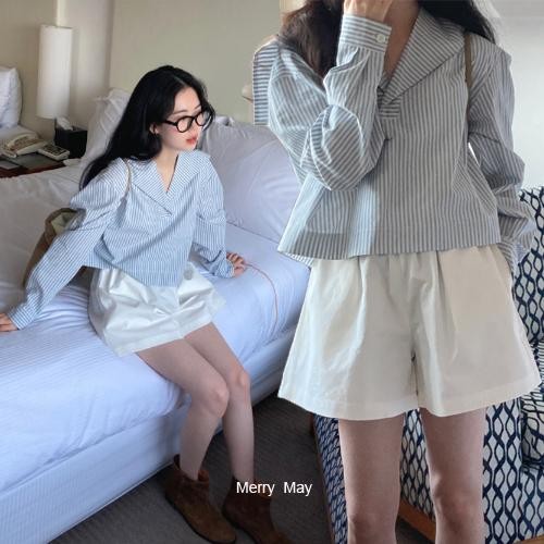 KOKO#เสื้อเชิ้ตคอปกสีกรมท่าแขนยาวลายทาง สไตล์วิทยาลัย คอวี เสื้อครอปทรงหลวม #w519