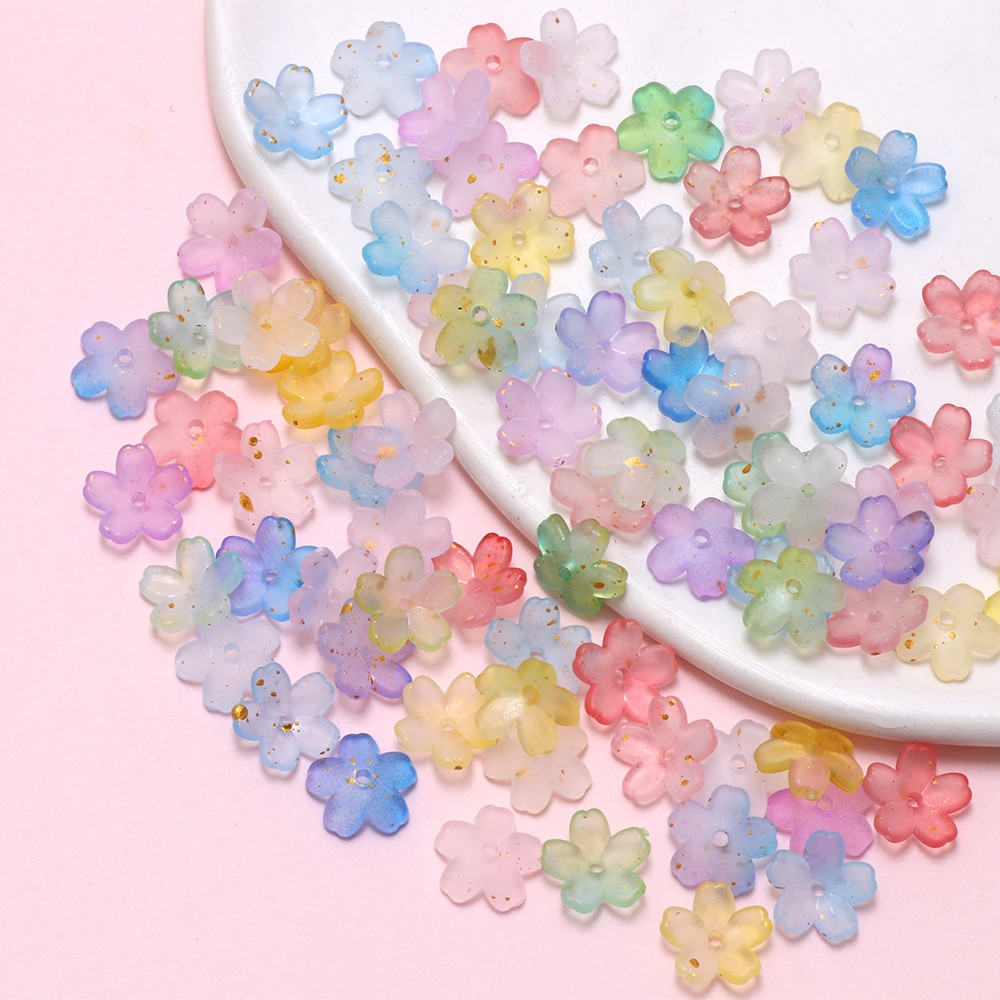 50ชิ้นอะคริลิดอกไม้หมวกลูกปัดทําเองแฮนด์เมดสร้อยข้อมืออุปกรณ์เสริมสีผสมดอกซากุระ เคลือบทองโรย