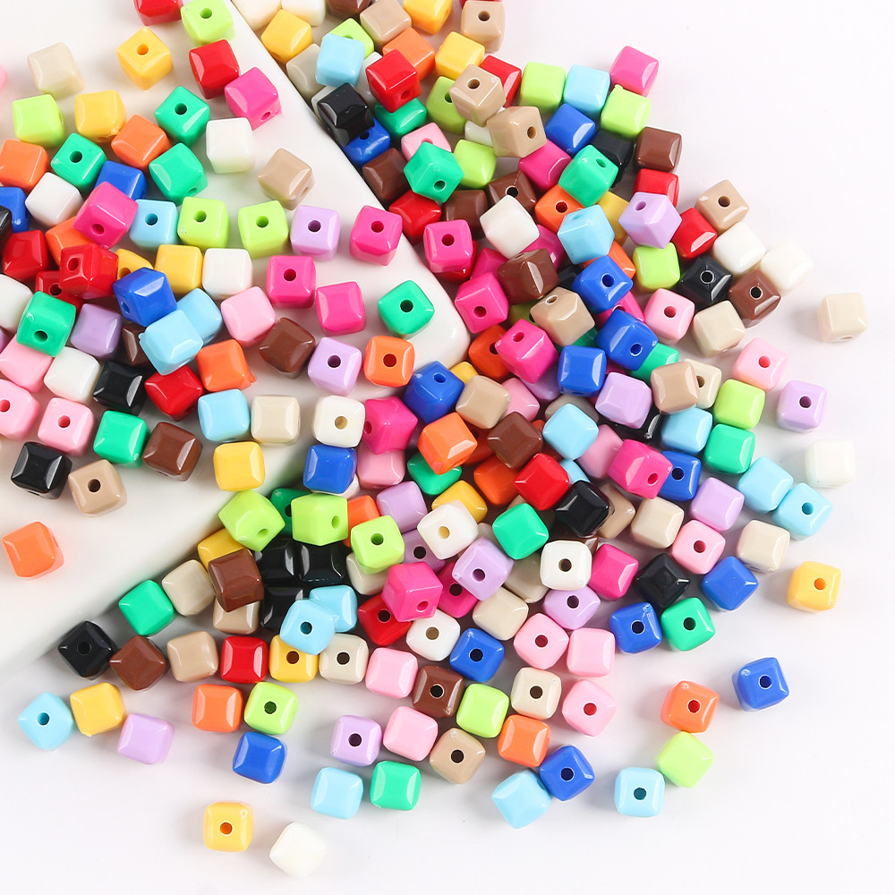30pcs 7 มม.สีสัน Luminous Square Spacer ลูกปัดอะคริลิคสําหรับเครื่องประดับทํา DIY ลูกปัดสร้อยคอสร้อยข้อมือหัตถกรรมอุปกรณ์เสริม