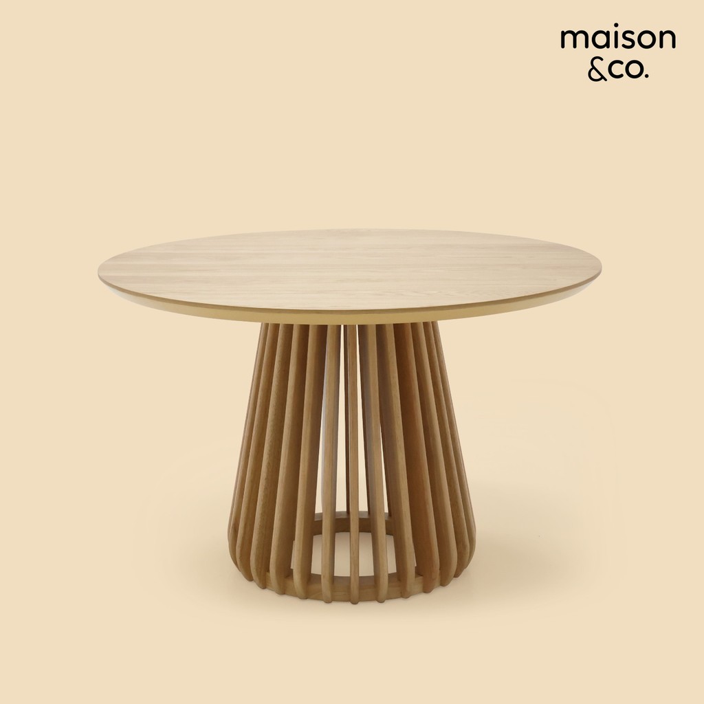SB Design Square โต๊ะอาหาร รุ่น ESNITY สีไม้ (120x120x77 ซม.) แบรนด์ CLICHE