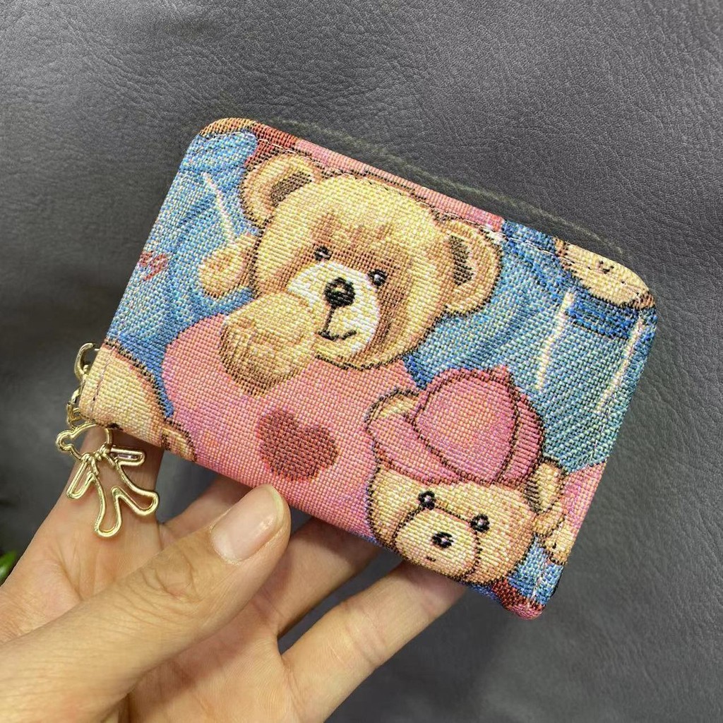 [คลังสินค้าพร้อม] ออร์แกนผู้ถือบัตรสุภาพสตรีประณีตครีมหมีกระเป๋าสตางค์แฟชั่นวินนี่เดอะพูห์ผู้ถือบัตรกระเป๋าสตางค์ขนาดเล็กป้องกันแม่เหล็กน่ารักออลอินวันสํานักงานนักเรียนวร