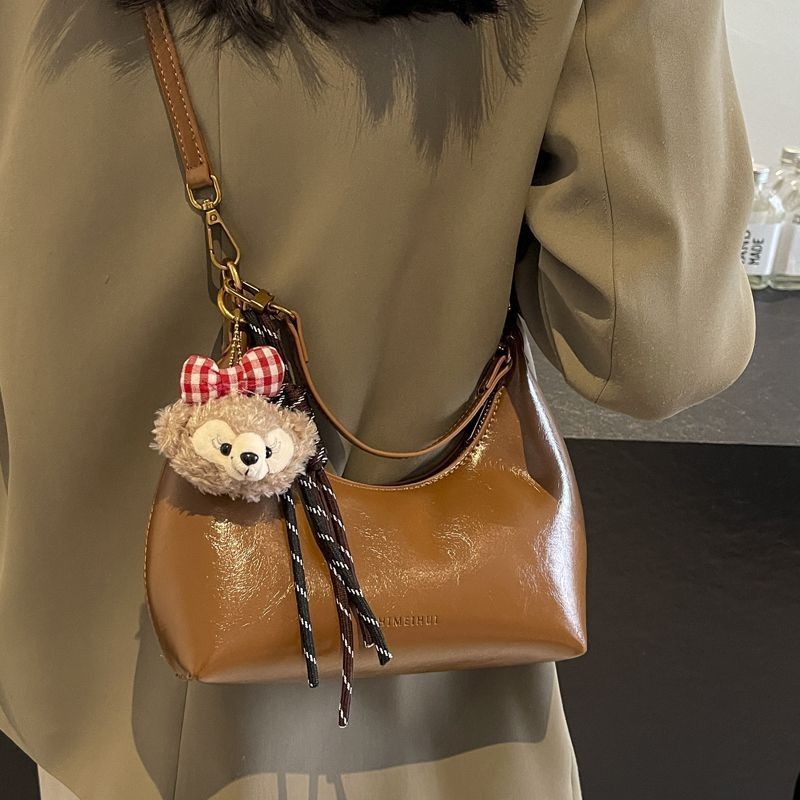 French Niche Crescent Bag Oil Wax Leather All-Match Small Bag Female New Style Retro Design Sense One-Shoulder Messenger Bag