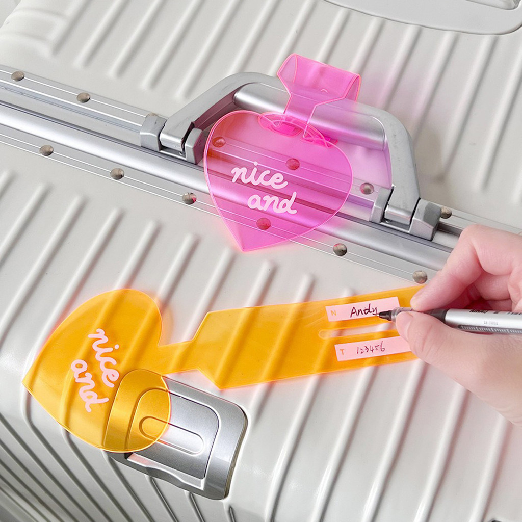 Pvc Fluorescent Baggage Tag Heart Shape กระเป๋าเดินทางป้าย PVC Anti Loss Travel Accessories