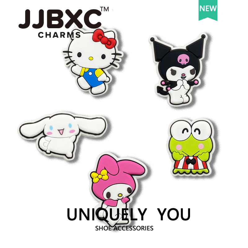 อุปกรณ์เสริมรองเท้าแฟชั่นแบบหัวเข็มขัด ดีไซน์การ์ตูน Kuromi, Cinnamon Dog และ Hello Kitty ตกแต่งได้หลากหลายสไตล์