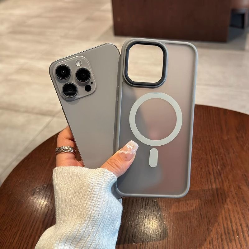 Matte ป้องกันลายนิ้วมือกันกระแทกแม่เหล็กไร้สายชาร์จ Hard เคสโทรศัพท์สําหรับ iPhone 16 15 14 13 12 11 Pro Max Plus Matte Magnetic Case Cover - รูปที่ 3