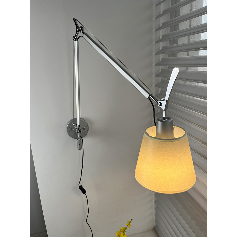 อิตาลี artemide tolomeo แขนโยกกล้องส่องทางไกลการอ่านโคมไฟติดผนังออกแบบห้องนอนข้างเตียงโคมไฟติดผนังการศึกษา