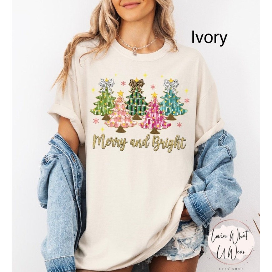 Comfort Colors Coquette Christmas Tree Shirt Faux Glitter Merry T-Shirt Trendy Christmas Bow Tree TS