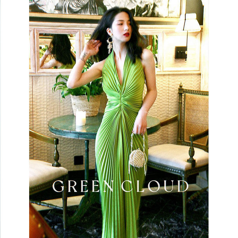 [Spot Delivery in Seconds]Green Cloud My Live Stories Romantic Elegant Design Pleated Halter Tempera