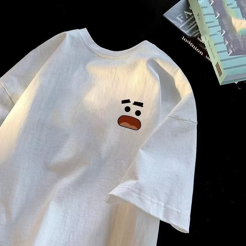 ม-8เอ็กแอล ฤดูร้อนใหม่ที่เรียบง่ายแสดงออกพิมพ์เสื้อแขนสั้นสําหรับผู้ชายสบายๆและหลากหลายหลวมและขนาดใหญ่คอกลมแขนสั้นเสื้อยืดส