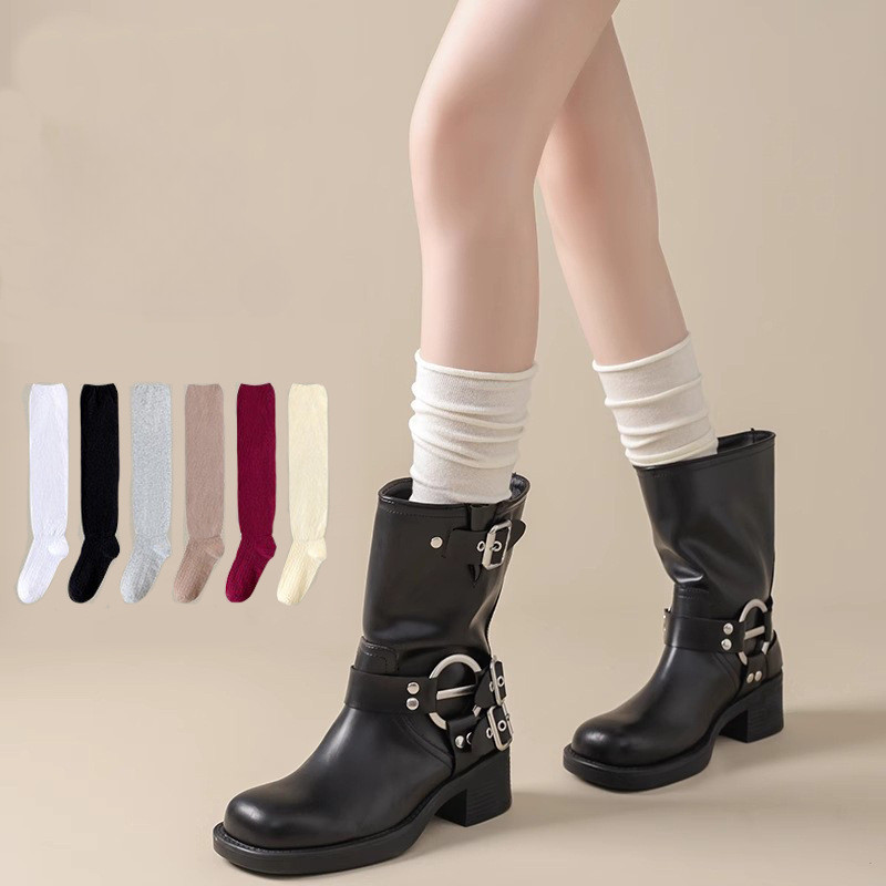 สีขาวประกบลูกวัวถุงเท้าผู้หญิงฤดูร้อนบางรองเท้ากลางหลอดถุงเท้า จดหมาย กับรองเท้าสั้นถุงเท้า