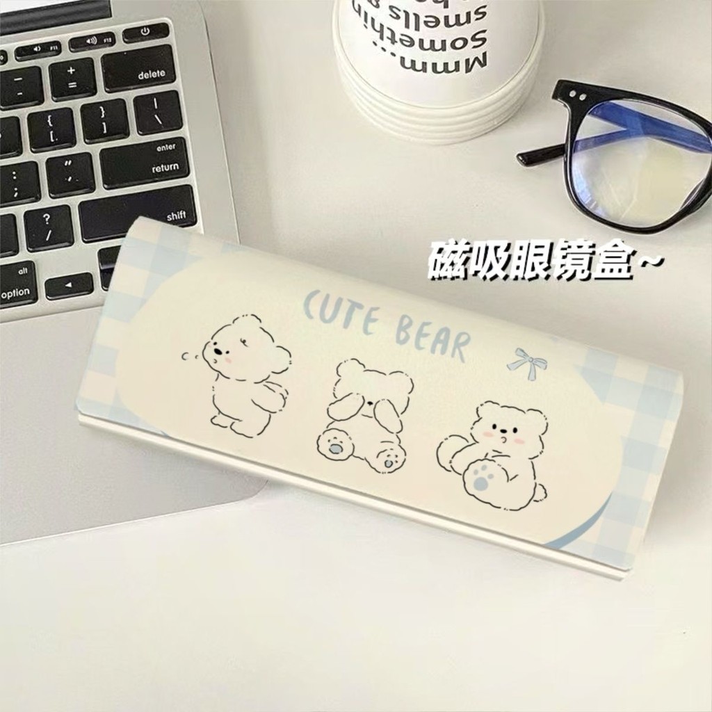 Blue Lattice Bear หนัง pu มูลค่าสูงนักเรียนแบบพกพาแว่นตากันแดดสายตาสั้นกรณีแว่นตาการบีบอัดแว่นตาแม่เหล็กกรณี