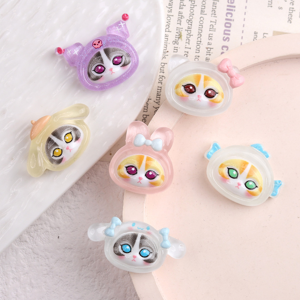 10 ชิ้น Glow Sanrio Cat Face เรซิ่น Charms สําหรับ DIY (3-64)