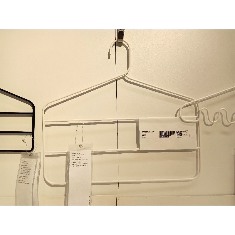 IKEAshopping IKEA GARDSMASTARE กอร์ดแมสตาเร ไม้แขวนกางเกง/กระโปรง, ขาว เหล็ก 1ชิ้น