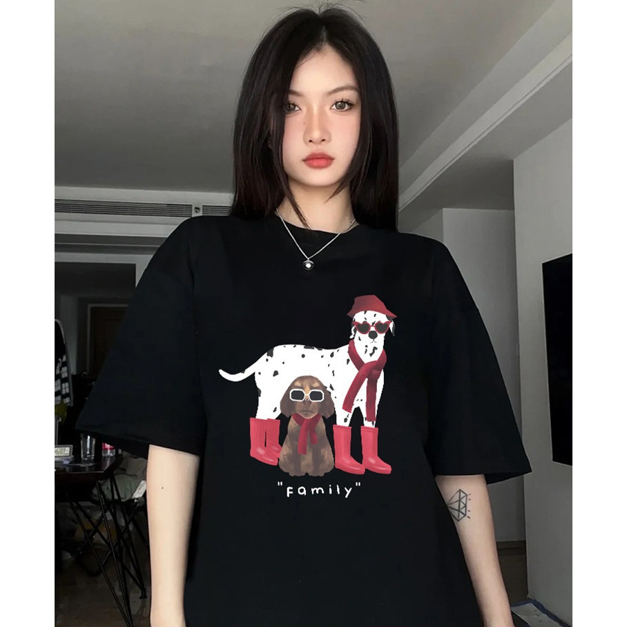 ( จัดส่ง 24 ชั่วโมง )Maise STUDIO ความรู้สึกการออกแบบเฉพาะย้อนยุค ins เสื้อยืดเปิดไหล่สีดําแบรนด์อิน