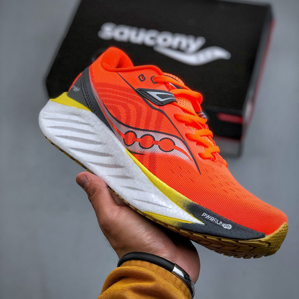 รองเท้าวิ่งซับแรงกระแทกระดับเรือธง Saucony Triumph 22รองเท้าวิ่งกีฬาระบายอากาศรุ่นเดียวกับผู้ชายและผู้หญิง