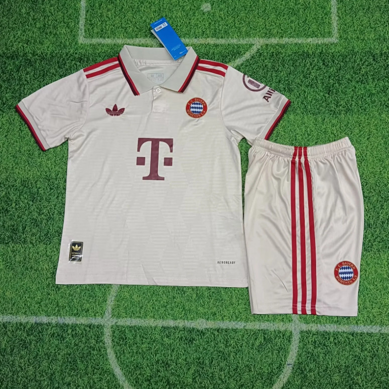 เสื้อฟุตบอลทีมชาติบาเยิร์น มิวนิค 24/25 เด็กที่สาม