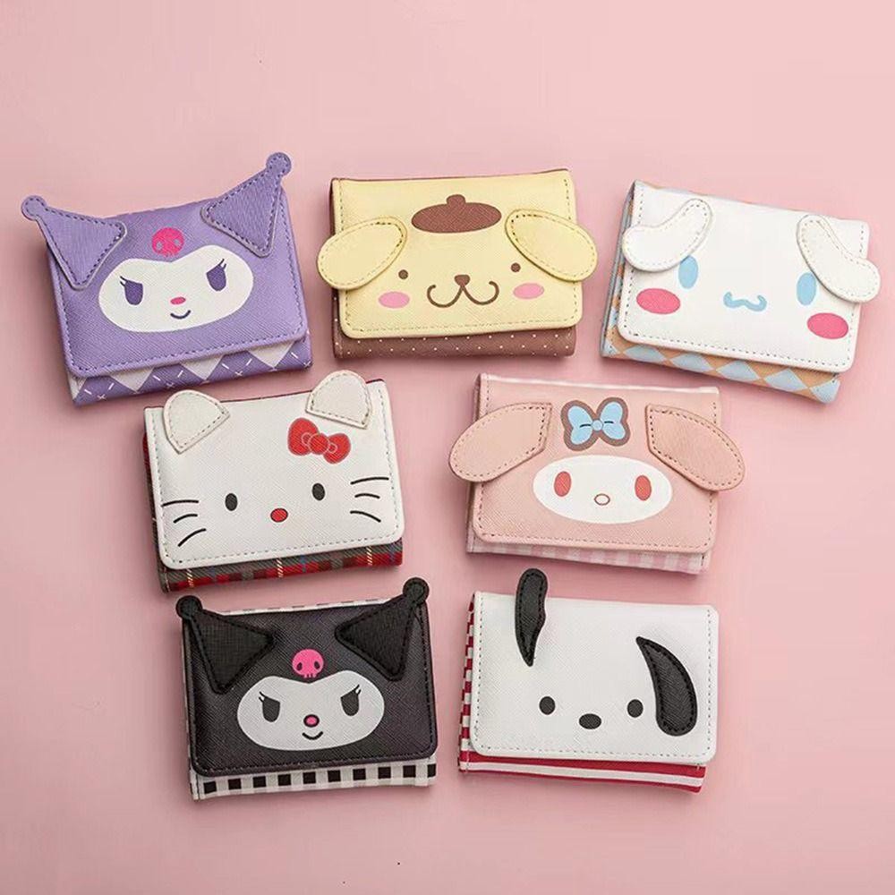 SANRIO Dealshop กระเป๋าใส่เหรียญ,การ์ตูนSanrio Hello Kitty Melody Kuromi Cinnamoroll Tripleพับกระเป๋าสตางค์,กระเป๋าเงินbus ID Holdersเก็บกระเป๋าPUหนังการ์ดผู้ชายผู้หญิง