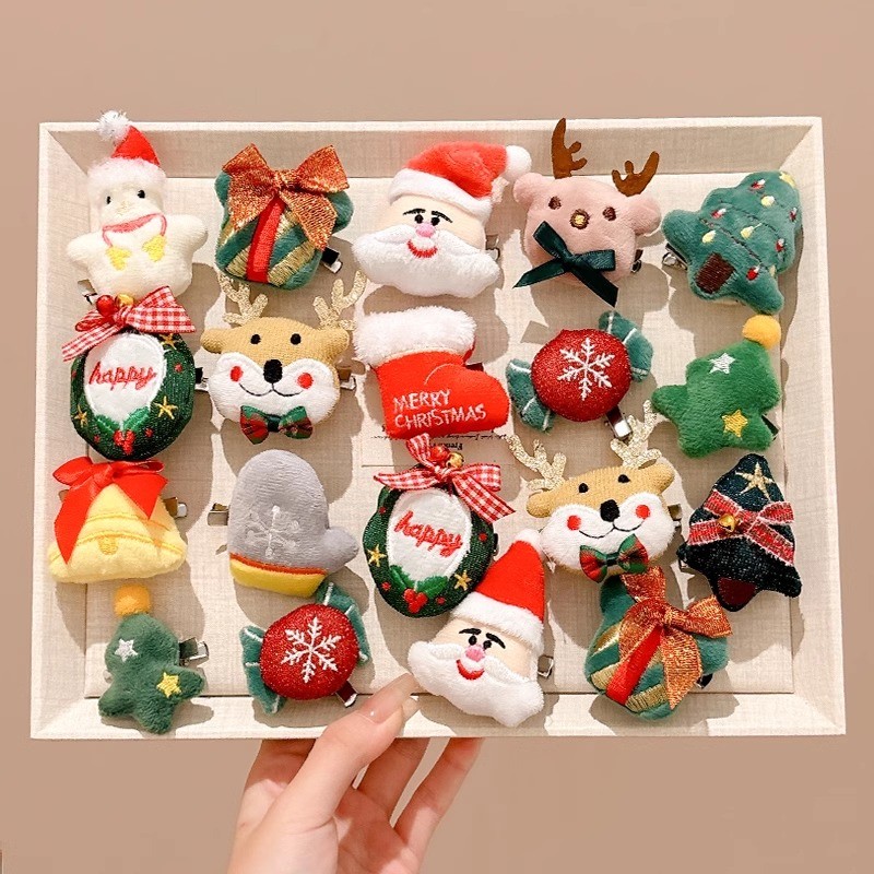 ชุด2/3/4/5 น่ารักคริสต์มาสเข็มกลัดตุ๊กตาตุ๊กตากิ๊บผู้หญิงวันหยุดชุดอุปกรณ์เสริม