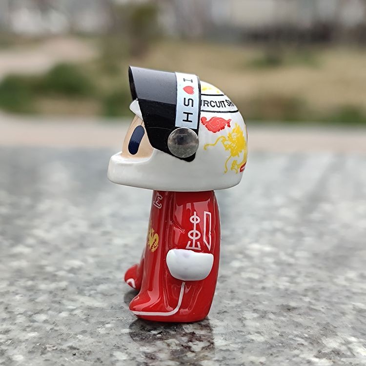 F1 racing model Figure Q model doll mini Figure Hamilton champion racer Disperesed bag F1F1 Game Mas