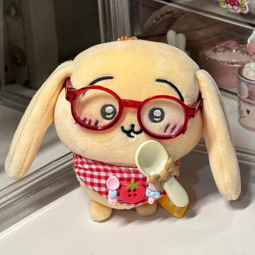 【พร้อมส่ง】chiikawa Keychain ตุ๊กตา chiikawa พวงกุญแจ chikawa ของเล่น เหมาะสำหรับตกแต่งกระเป๋า จี้ พว