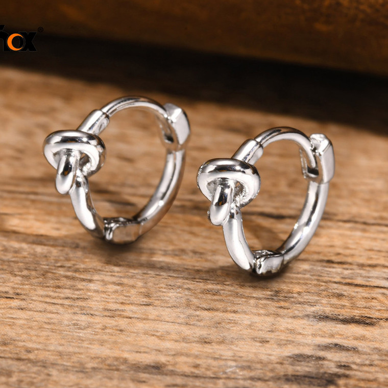 Vnox Knot Hoop ต่างหูสําหรับผู้ชาย,เงินแฟชั่นบุคลิกภาพสแตนเลสต่างหูเครื่องประดับของขวัญ