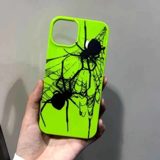 Ins สไตล์บุคลิกภาพ Dark Spider Web เรืองแสงสีเขียวนุ่มสําหรับ iPhone กรณี 16promax 15 15promax 14promax 14plus 13pro 13promax 11 11pro 12promax 12mini XR 7P 8Plus