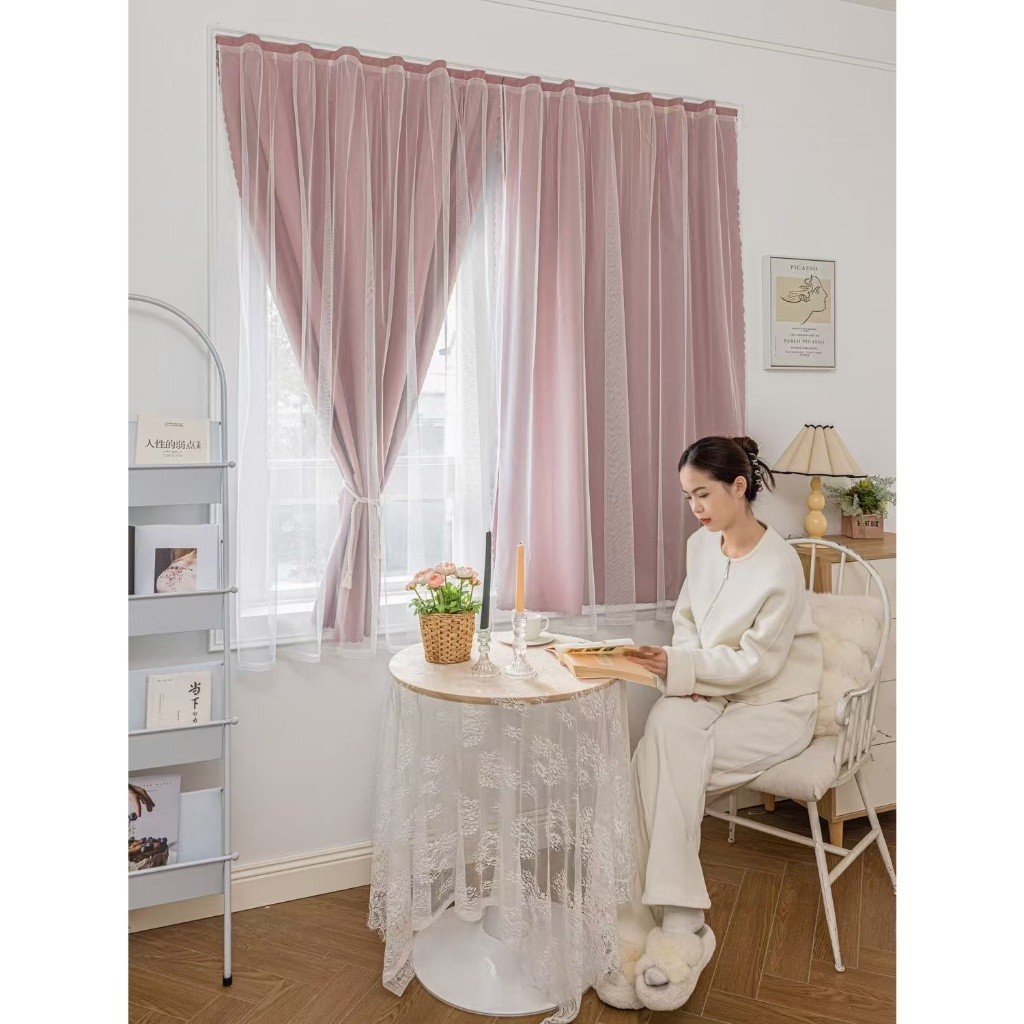 แนะนำ ผ้าม่าน ผ้าม่านตีนตุ๊กแก กันแสงUV100% ผ้าม่านกันแสง สไตล์มินิมอล ม่านประตู ติดตั้งง่าย ผ้าม่านมีกาวในตัว ไม่ต้องเจาะ ราคาพิเศษ มีเก็บเงินปลายทาง