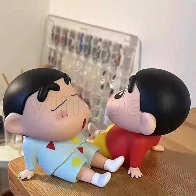 Crayon Shin-chan ขาตั้งโทรศัพท์ Kawaii น่ารักอุปกรณ์เสริมโทรศัพท์แฟชั่นสร้างสรรค์ตุ๊กตาการ์ตูนแบบพกพาเดสก์ท็อปของขวัญ - รูปที่ 6