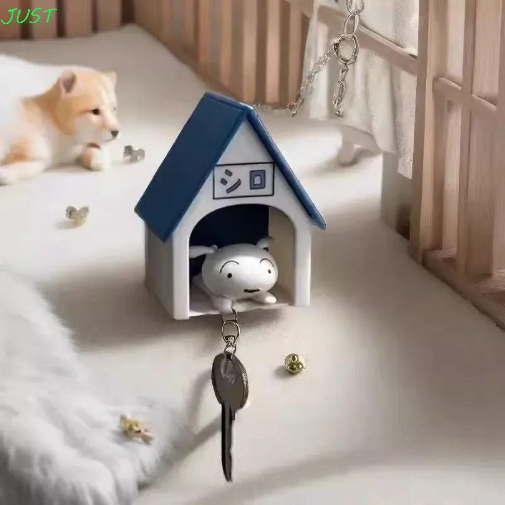 Just พวงกุญแจสุนัขของ Crayon Shin-chan, จี้ห้อยกระเป๋าพวงกุญแจรถกุญแจบ้าน, อุปกรณ์เครื่องประดับสร้างสรรค์การ์ตูน Charms อะนิเมะพวงกุญแจผู้หญิง