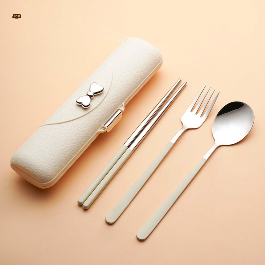 สแตนเลสบนโต๊ะอาหารปิกนิกกลางแจ้งการออกแบบคลาสสิกชุดช้อนส้อมโลหะนํากลับมาใช้ใหม่ได้เหมาะสําหรับบ้านร้านอาหารโรงแรม