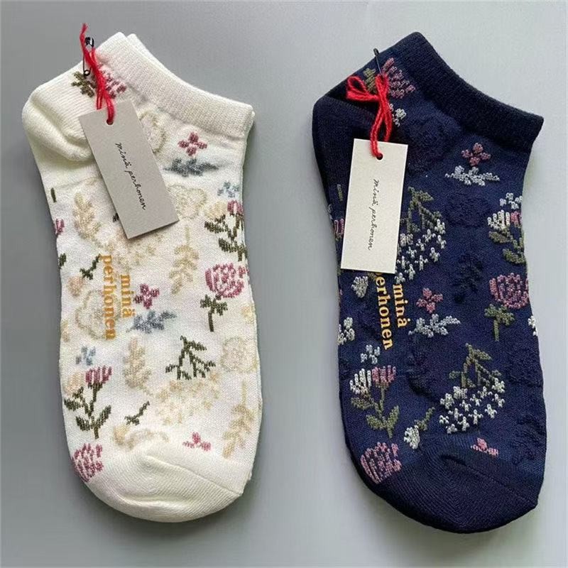 ญี่ปุ่น minaperhonen minaperhonen Akira minaperhonen Art Retro นูนดอกไม้ฤดูใบไม้ผลิฤดูร้อนผ้าฝ้ายถุงเท้าผู้หญิงถุงเท้าเรือ