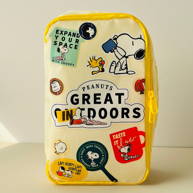 Snoopy 3ชิ้นญี่ปุ่นการ์ตูนน่ารักลูกสุนัขพิมพ์กระเป๋าถุงเก็บเครื่องสำอางชุดสามชิ้นกลางแจ้งเสื้อผ้าย่อยบรรจุกระเป๋าเดินทาง
