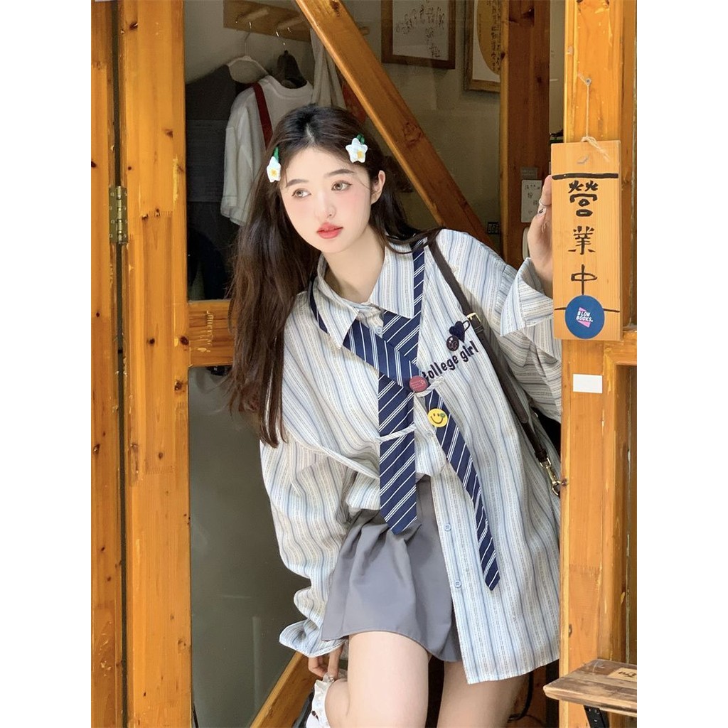 Preppy สไตล์ลายปักเสื้อแขนยาวผู้หญิงฤดูใบไม้ร่วงใหม่สไตล์ Sweet Age-Reduction อินเทรนด์ All-Match Design Ni