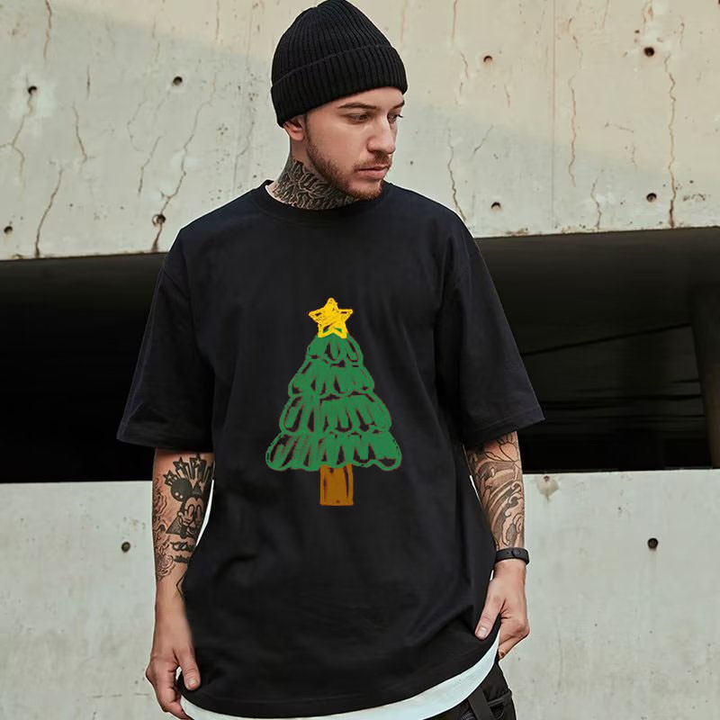 M-8XL สวมใส่ 130 กก.Men เสื้อยืดขนาดใหญ่หลวมแฟชั่นตัวย่อต้นคริสต์มาส primant เสื้อยืดนักเรียนเยาวชนเสื้อลําลองฤดูร้อนคนรักเสื้อผ้า