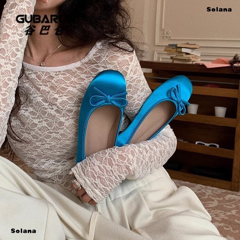 [Solana] รองเท้า Cuban Paris Satin Bowknot สไตล์ใหม่รอบนิ้วเท้าปากตื้นรองเท้าผู้หญิงสีฟ้าแบนรองเท้าบัลเล่ต์