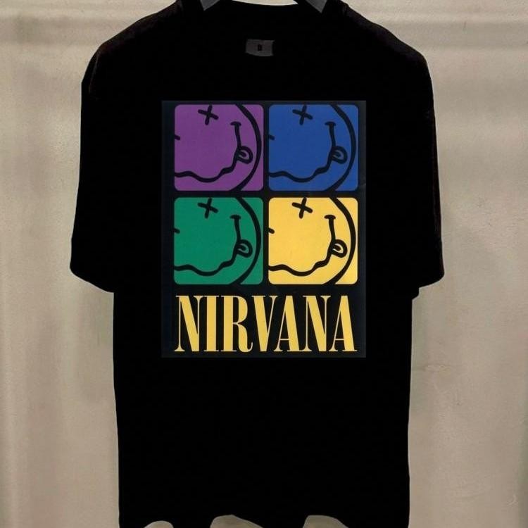 วัสดุผ้าฝ้ายแท้วง NIRVANA (NIRVANA) เสื้อยืดธีมที่ไม่ซ้ําใครระบายอากาศได้สบาย.ลําตัวสีดําลายหน้ายิ้ม