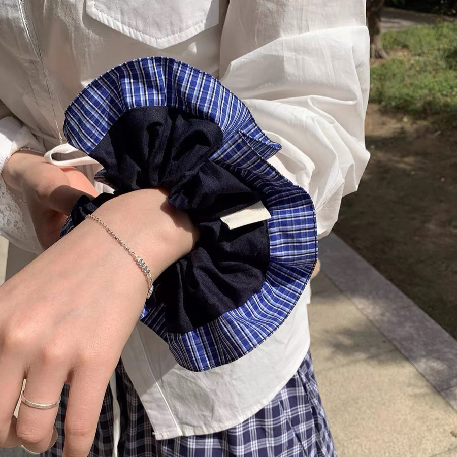 Blue Heart Strips Hair Ties หางม้าหัวเชือก Scrunchies เครื่องประดับผมสําหรับผู้หญิง ราคา ถูกที่สุด ดีลบีเคเค แกลเลอรีภาพที่ 4