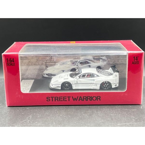 Street Weapon 1:64  
LBWK F40,diecast : white