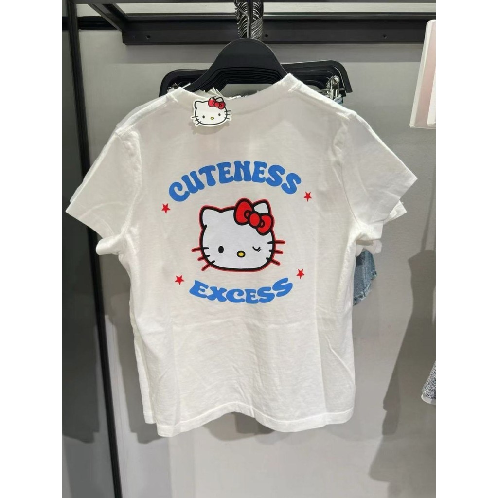 เสื้อยืดตัวสั้น Hello Kitty สไตล์เกาหลี พอดีตัวและคล่องตัว