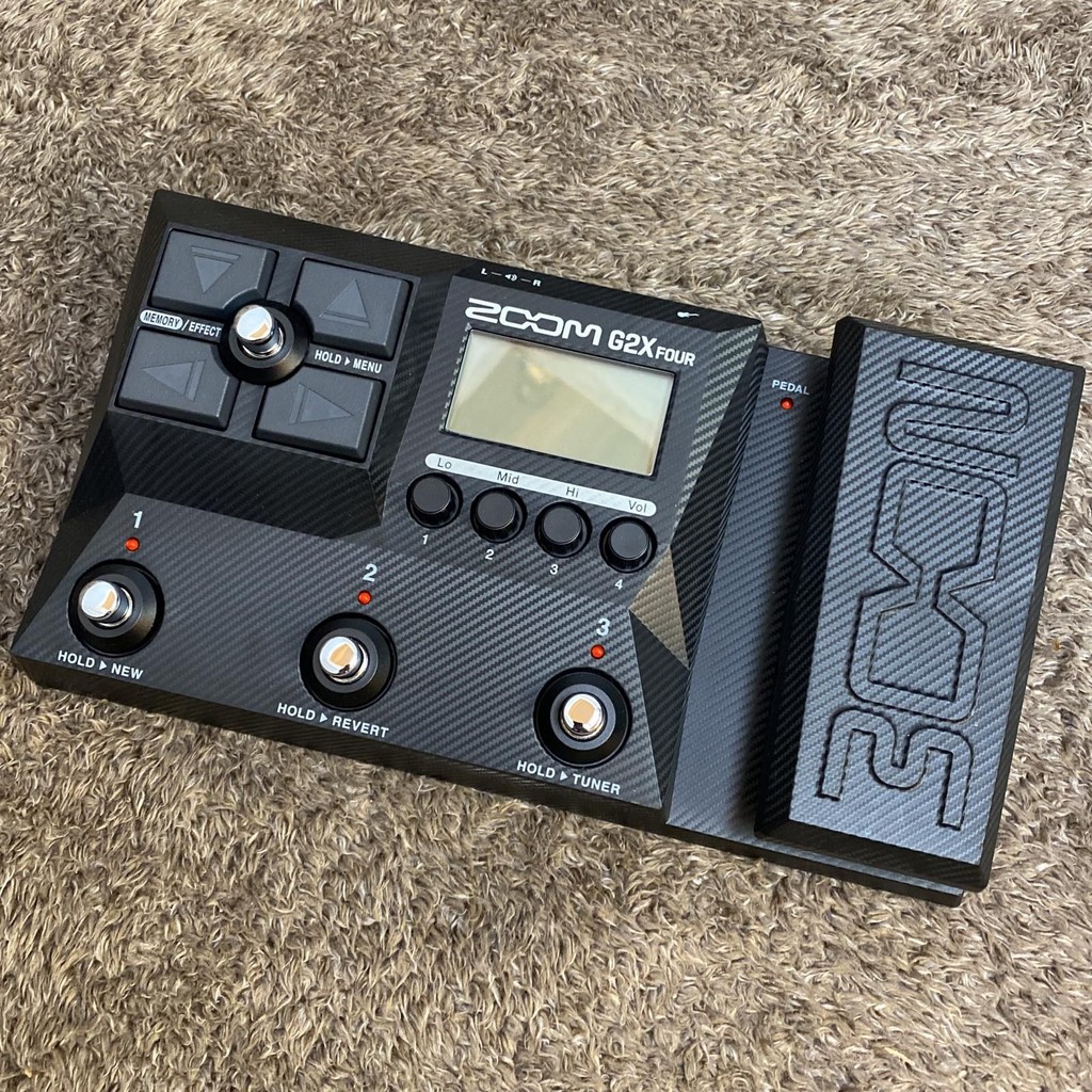 ZOOM G2X FOUR Guitar Multi-Effects Pedal in  - Lightweight and Compact Design