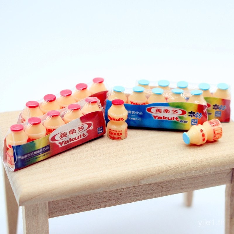 Dollhouse บ้านตุ๊กตาบรรจุภัณฑ์พลาสติกขนาดเล็กยาคูลท์การจำลองขนาดเล็กอาหารและการเล่นซูเปอร์มาร์เก็ตร้านสะดวกซื้อเครื่องประดับ DIY อุปกรณ์เสริมในบ้านอุปกรณ์เสริมสำหรับการถ่ายภาพอุปกรณ์ประกอบฉากที่บ้านของเล่นไวน์สำหรับเด็กของขวัญ DIY