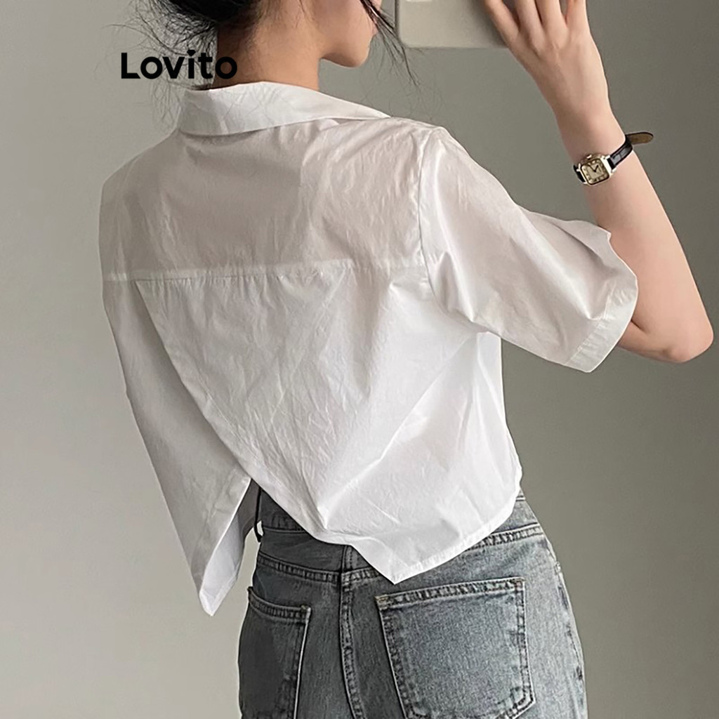 Lovito เสื้อเบลาส์ผู้หญิง มีกระดุมด้านหน้า เปิดหลัง แต่งกระเป๋า สีพื้น สไตล์เพร็พพี่ L86ED079